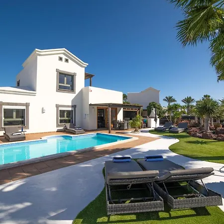 Irlanda: Beachside Retreat With Private Pool Villa