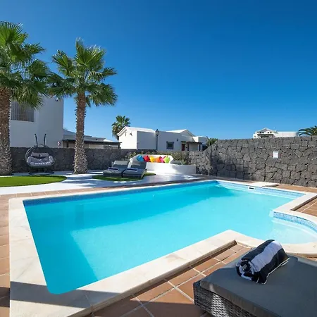 Irlanda: Beachside Retreat With Private Pool * Playa Blanca (Lanzarote)
