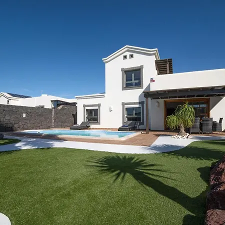 Irlanda: Beachside Retreat With Private Pool